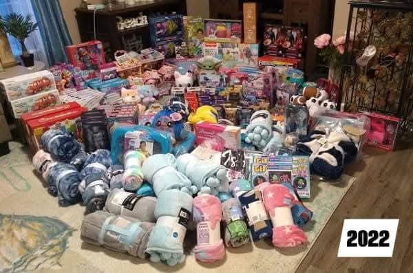 Hundreds of toys, blankets and games collected for children's hospital patients in 2022